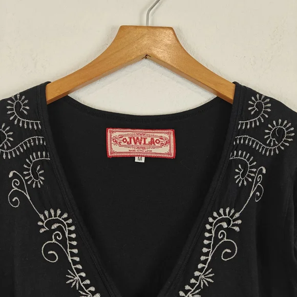 Johnny Was JWLA Floral Embroidered T-shirt Dress in Black Y2K Size Medium - Picture 10 of 15